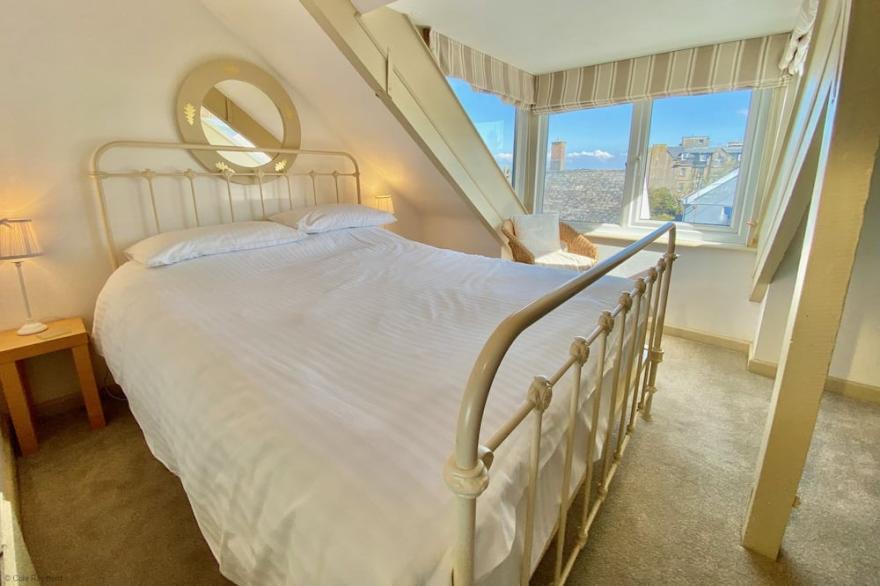 Camel Cottage - Padstow Town  - Character home accepts pets