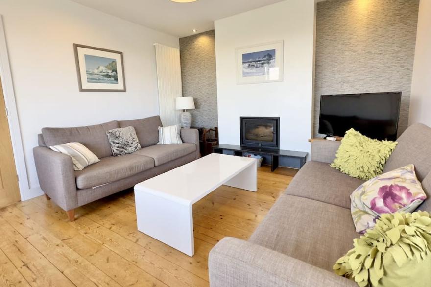 Single storey Holiday Home with detached double  annexe, In Trevone, Padstow