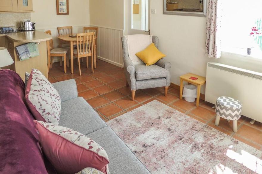 KENNACK, family friendly, with a garden in Mullion