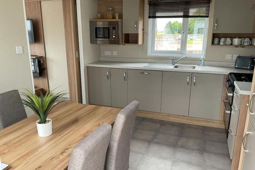 2 bedroom accommodation in Laurenkirk