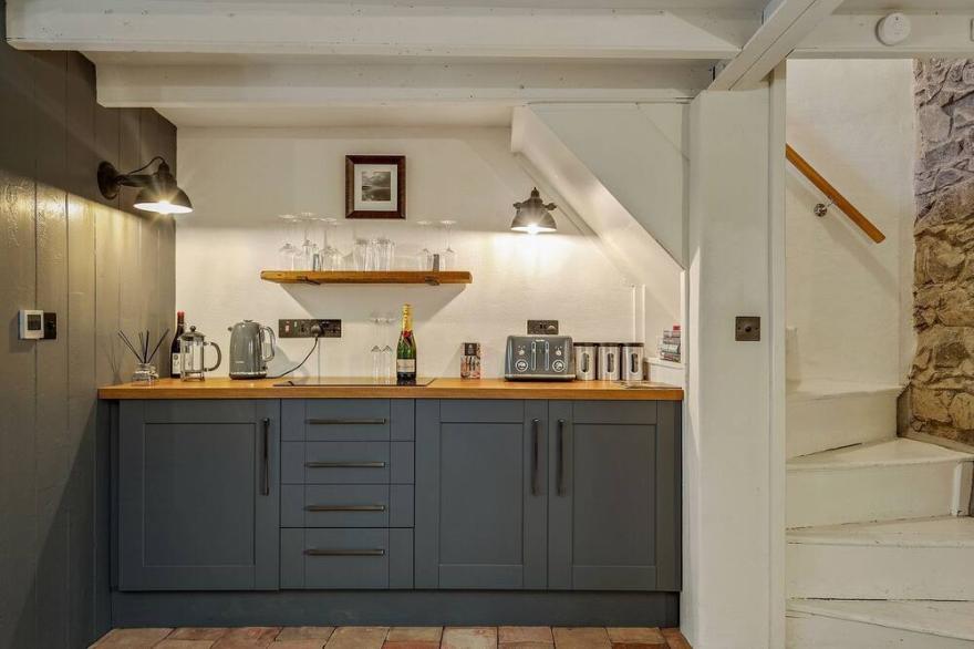 2 bedroom accommodation in Solva
