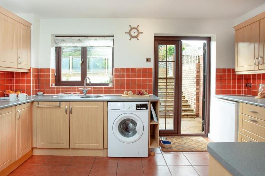 3 bedroom accommodation in Dawlish