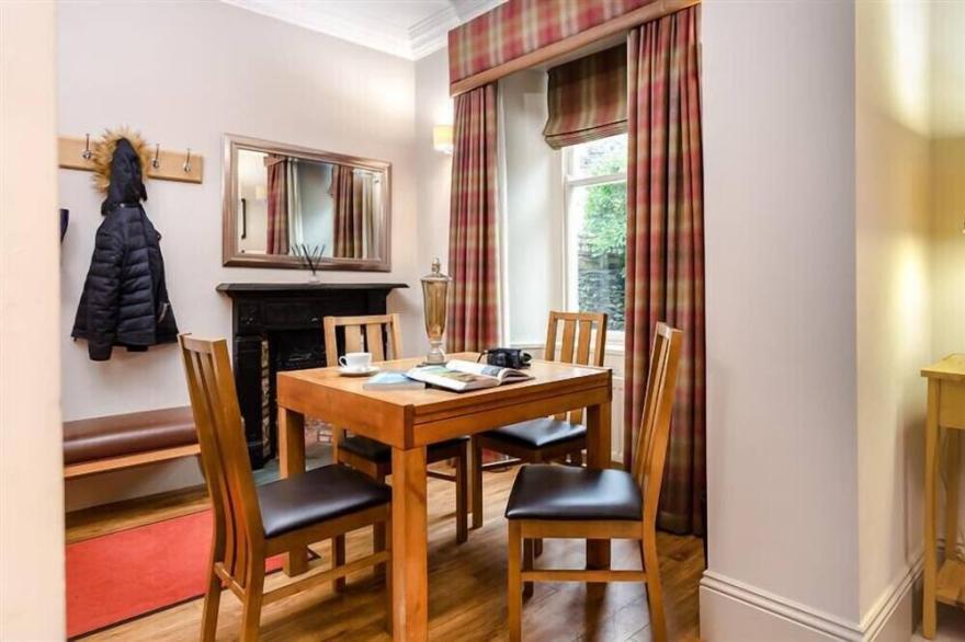 ARCHIE'S, pet friendly, with a garden in Ambleside