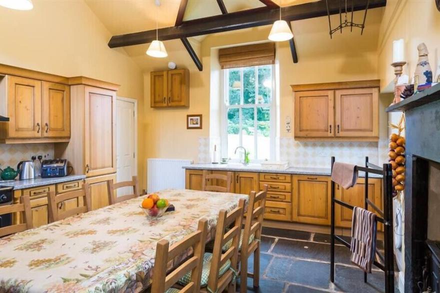 HAWKSHEAD HALL, pet friendly, with open fire in Hawkshead