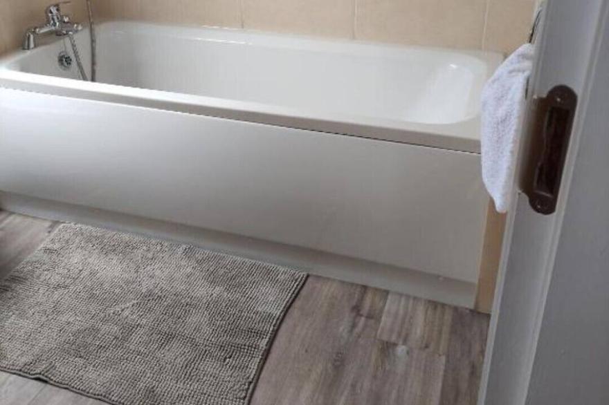 Beautiful loft apartment ,5 min to great hiking trails