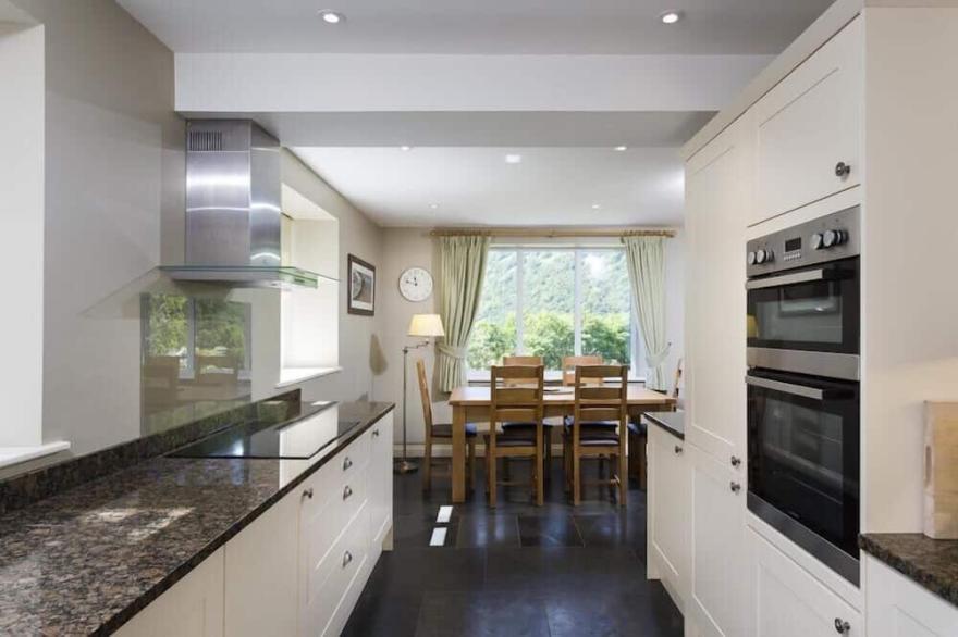 CHERRY GARTH, family friendly, with open fire in Hartsop