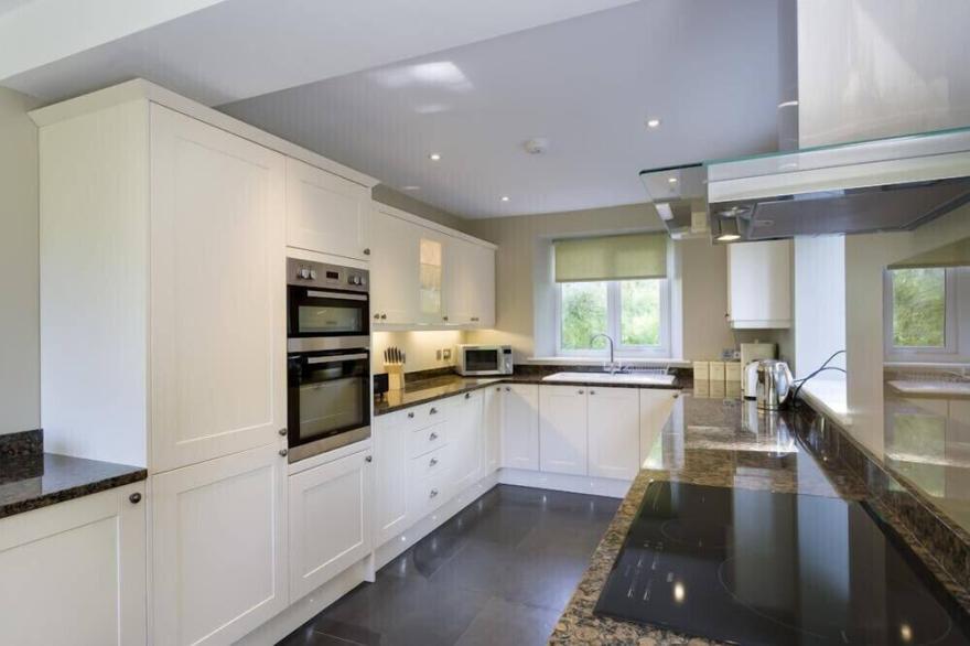 CHERRY GARTH, family friendly, with open fire in Hartsop