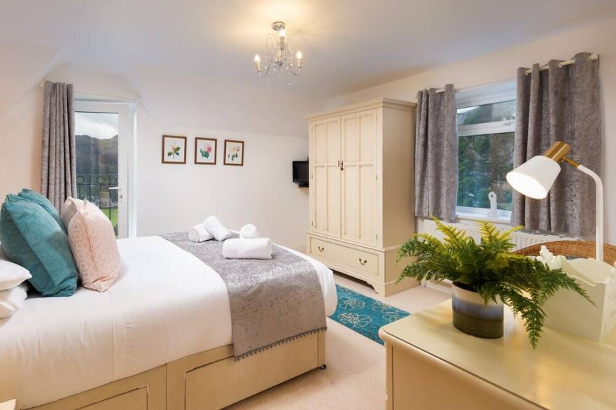 FAIRFIELD COTTAGE, family friendly, with a garden in Grasmere