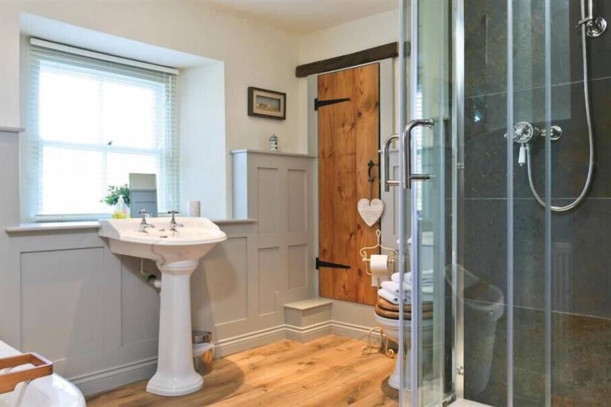 BIRCHMILL COTTAGE, pet friendly, with open fire in Kendal