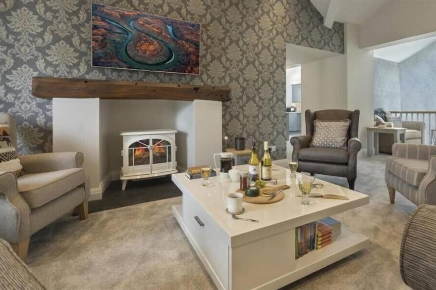 OLD AMBLESIDE HOUSE, family friendly, with open fire in Ambleside