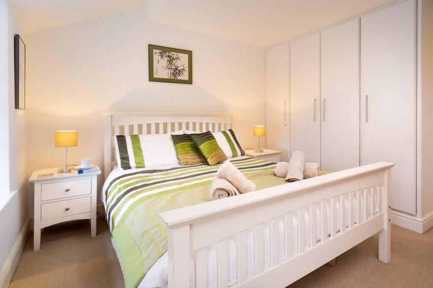 END COTTAGE, romantic, character holiday cottage in Ambleside