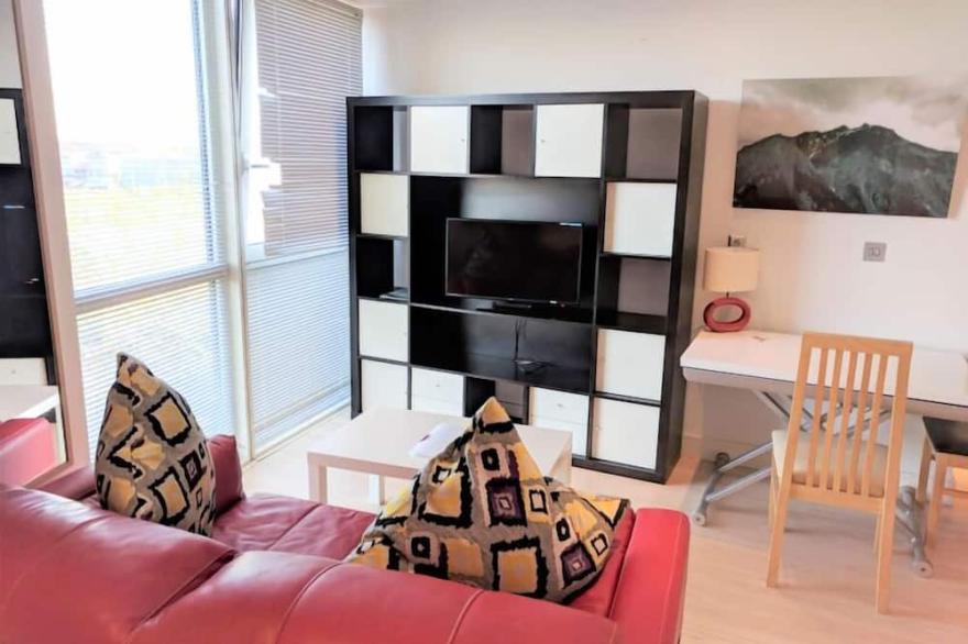 Studio Apartment in Gunwharf Quays