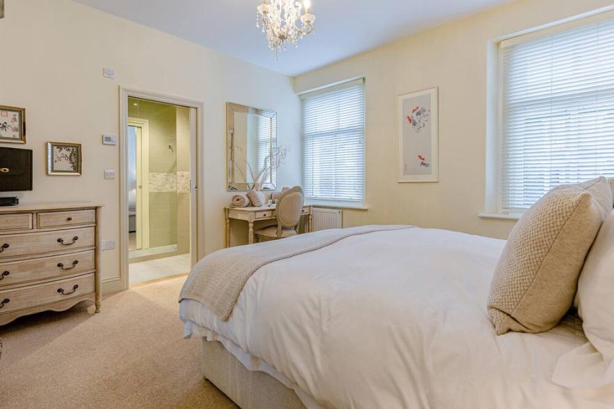 OAK HOUSE, family friendly, luxury holiday cottage in Keswick