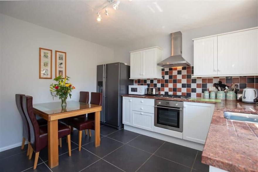 GREENWAYS, pet friendly, with a garden in Ambleside