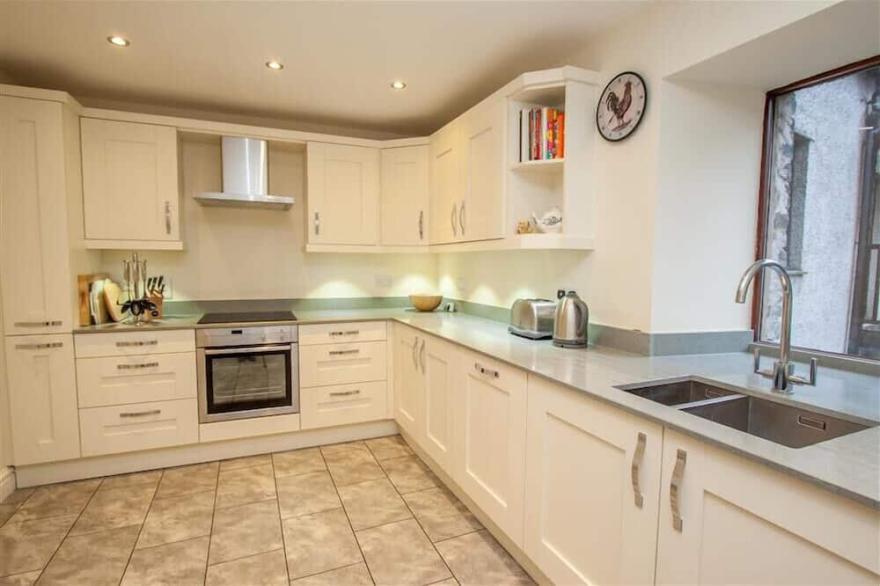 THE MILLER, family friendly, luxury holiday cottage in Ambleside