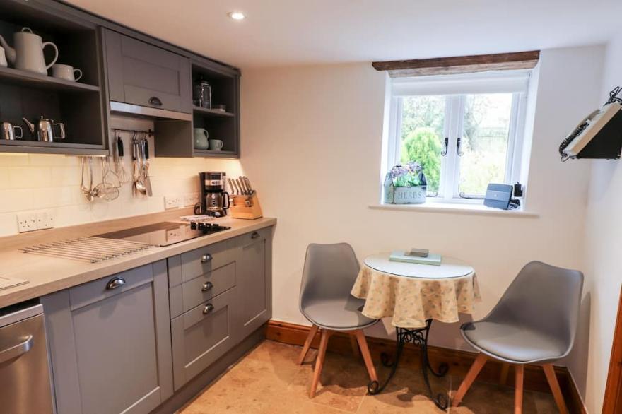HANNAKIN BARN, romantic in Hawkshead