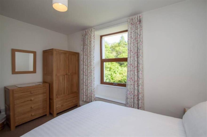 ROBINS NEST, pet friendly, with open fire in Coniston