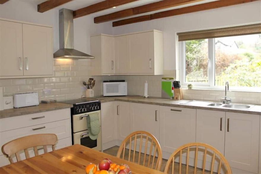 BANDOL, family friendly, with open fire in Braithwaite