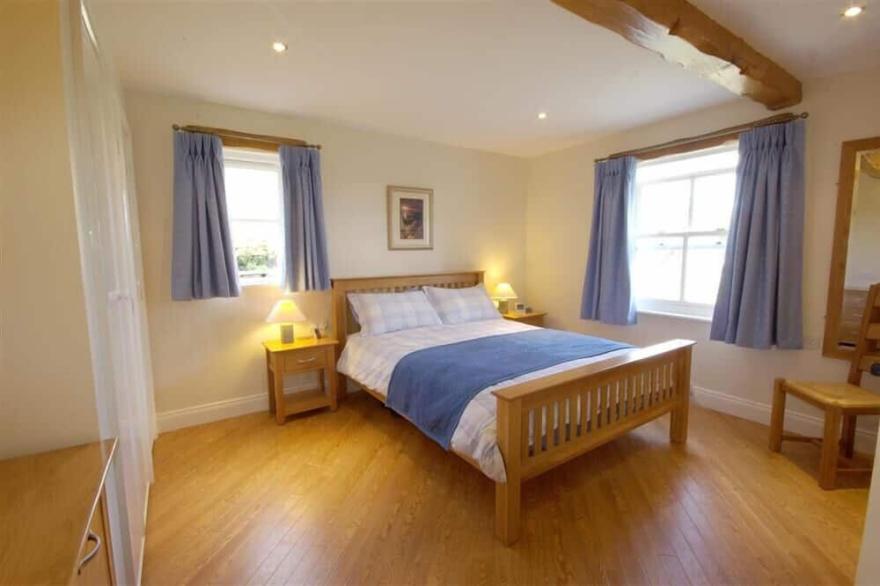 PEN COTTAGE, family friendly, with a garden in Keswick