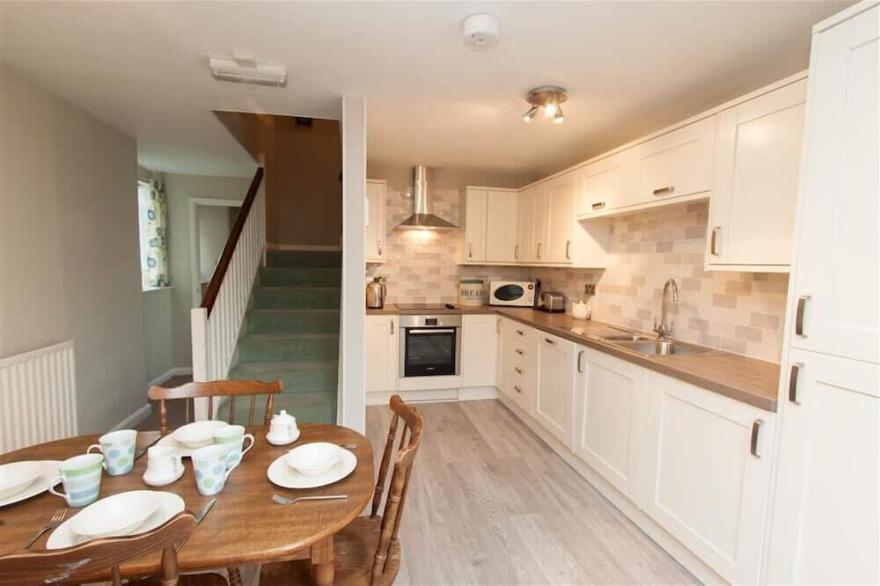 ALTAR END, pet friendly in Ambleside