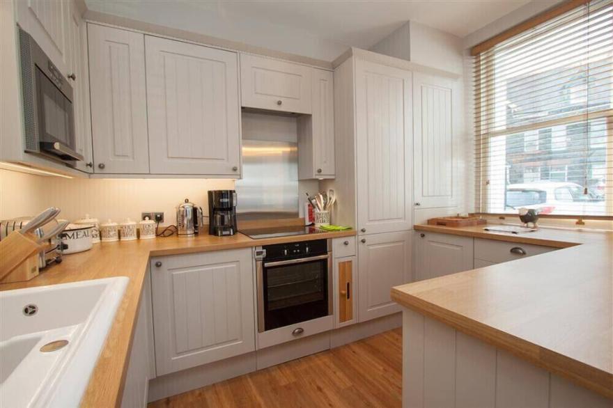 ASHNESS HOUSE, pet friendly in Keswick