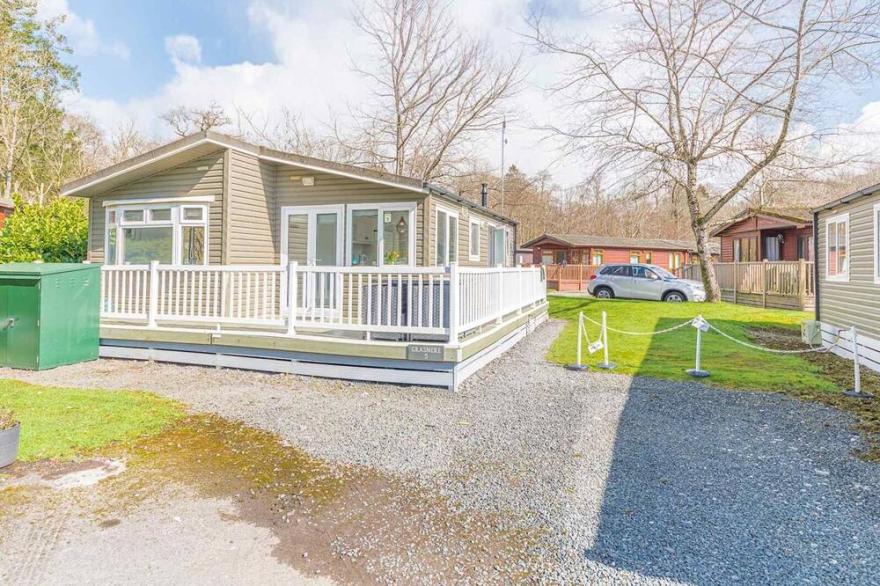 Pass the Keys | Grasmere Lodge sleeps 6 White Cross Bay Windermere