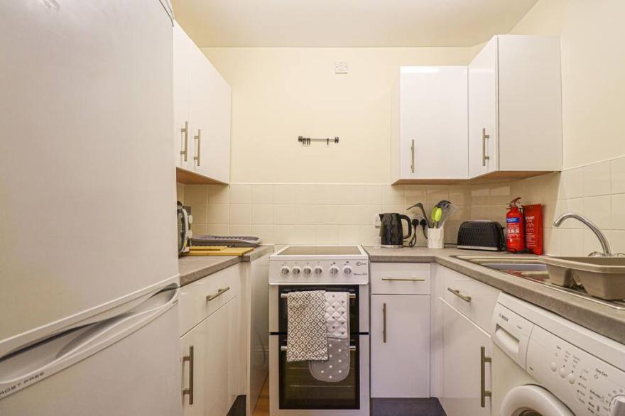1 bed apartment in Glasgow,