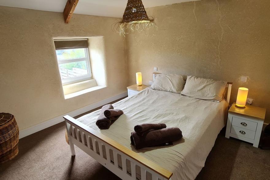 Cosy cornish dog friendly cottage, 5 mins from beach