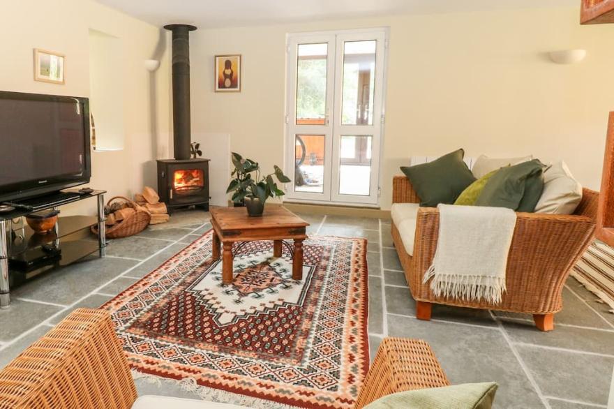 THE HERMITAGE, family friendly, with open fire in Sheringham