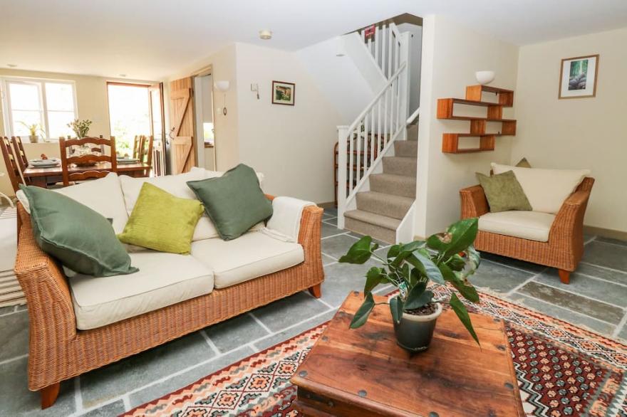 THE HERMITAGE, family friendly, with open fire in Sheringham