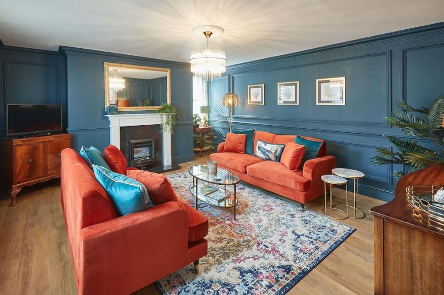 Host & Stay | Devereux House