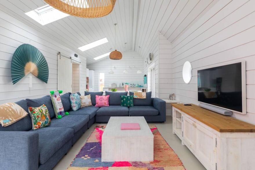 Luxury 4 Bed Beach House