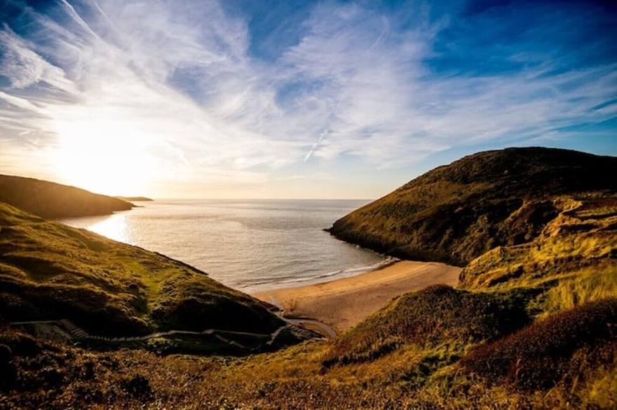 The Dairy - 3 miles from stunning Aberporth Beach