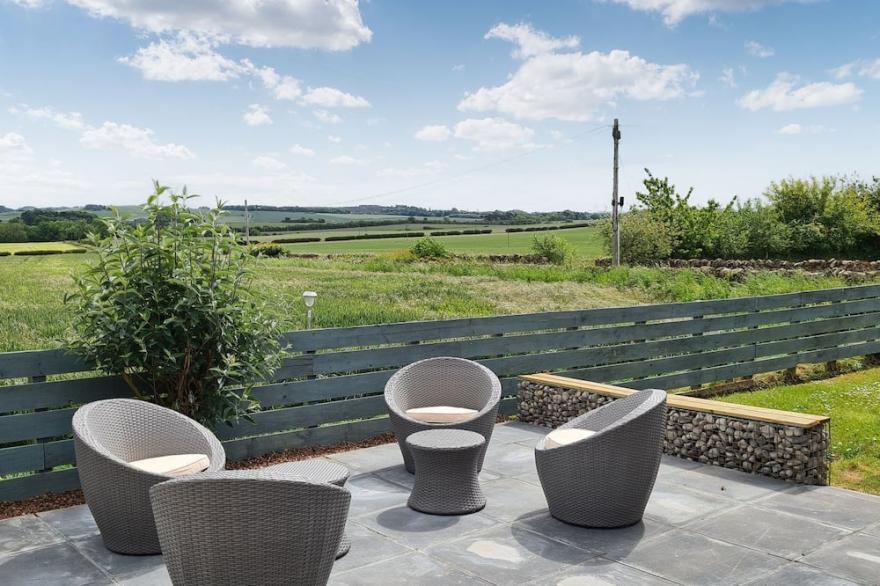 3 bedroom accommodation in Longniddry