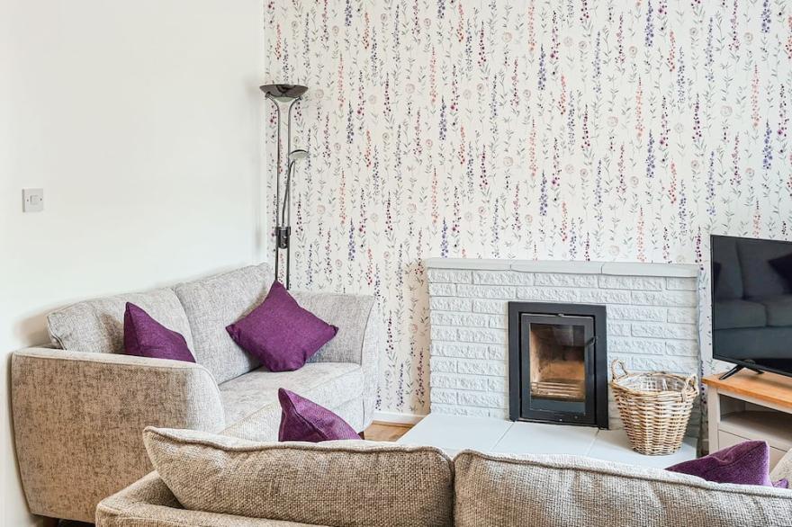 3 bedroom accommodation in Longniddry