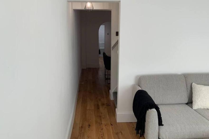 Ida's Place - 10 Minutes from City Centre!