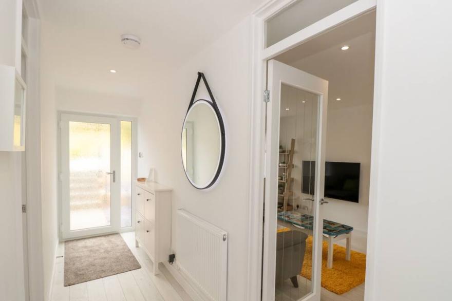 LITTLE STARBOARD, family friendly, with a garden in Kingsbridge