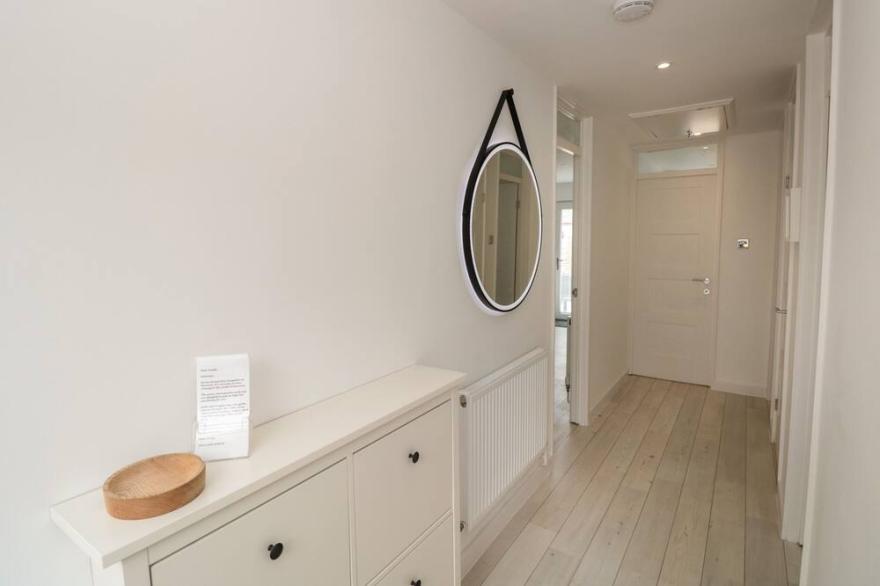 LITTLE STARBOARD, family friendly, with a garden in Kingsbridge