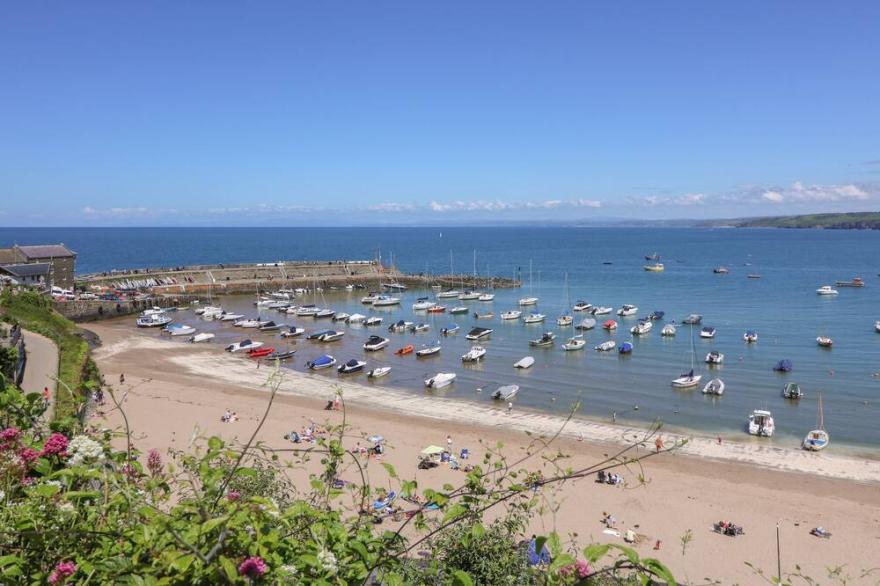 CEI BACH, pet friendly, country holiday cottage in New Quay