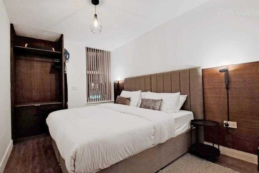 Windsor Suite spacious luxury 2 bed suite