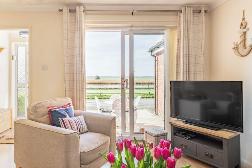 2 bedroom accommodation in Reedham