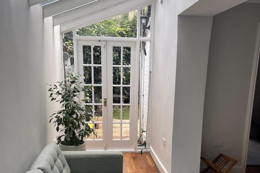 Parsons Green SW6 garden flat London oasis