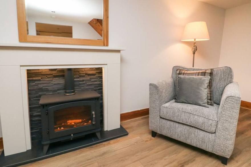 FRYSTON COTTAGE, family friendly in Keswick