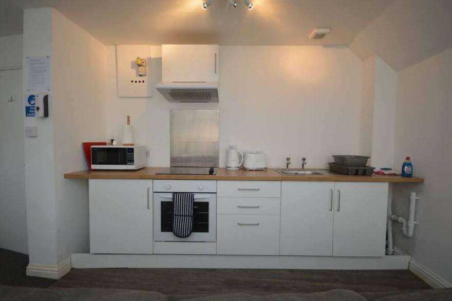 Dolphin Apartment  -  an apartment  that sleeps 4 guests  in 2 bedrooms