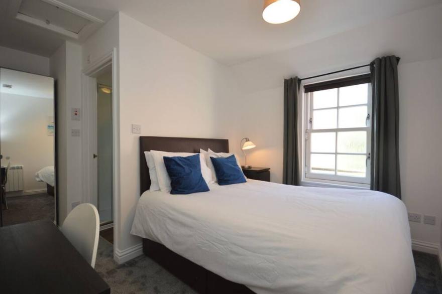 Buzzard Apartment  -  an apartment  that sleeps 2 guests  in 1 bedroom