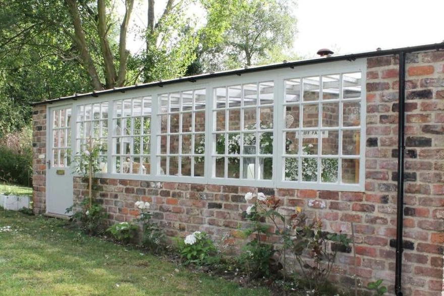 Luxury Cottage sleeping four