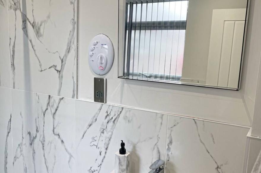 Heart of Town 2 Bed Apartment