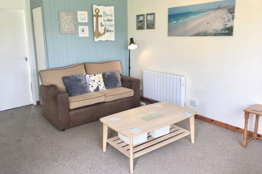 PERRANPORTH BUNGALOW - lovely holiday complex - great facilities, Swimming pool