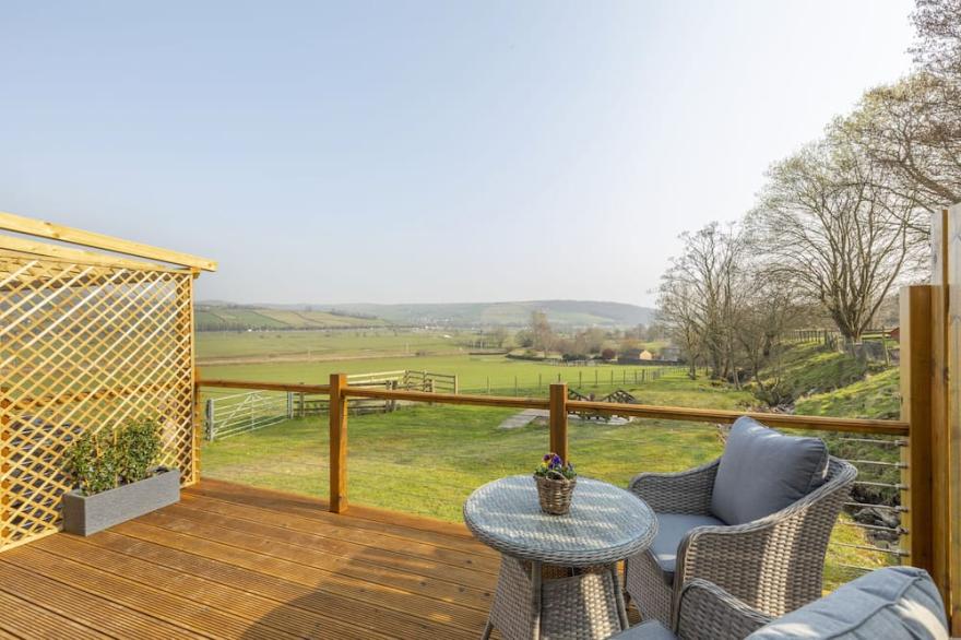 Luxury Couples Cottage with Hot tub