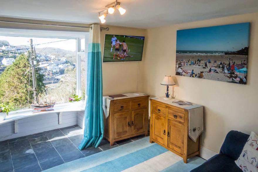 Looe Self Catering, Boutique Holiday Cottage Looe with Spectacular Harbour Views